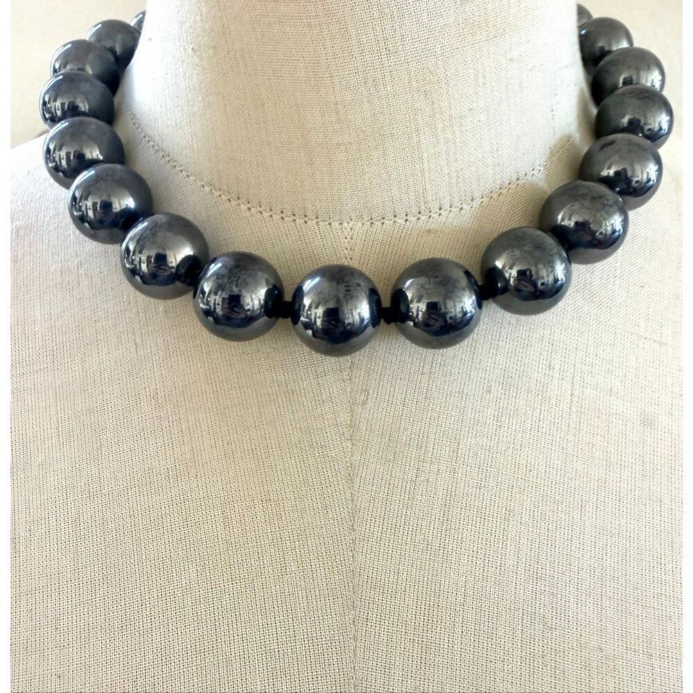 KISSAKA Dark Metallic Bead Necklace with Pavé Magnetic Clasp